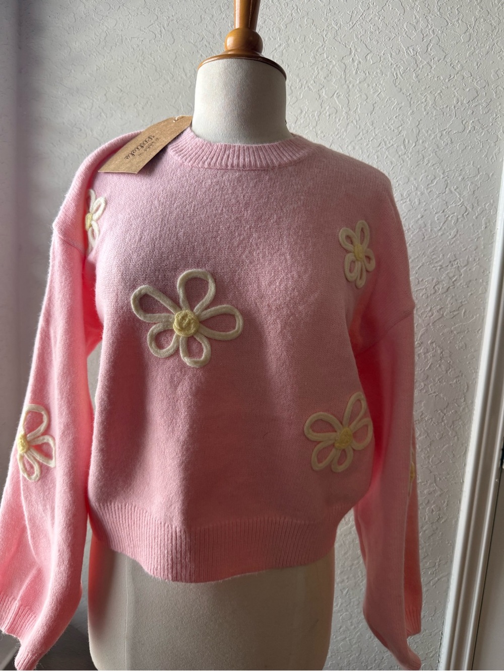 Women's Pink Floral Appliqué Crewneck Sweater